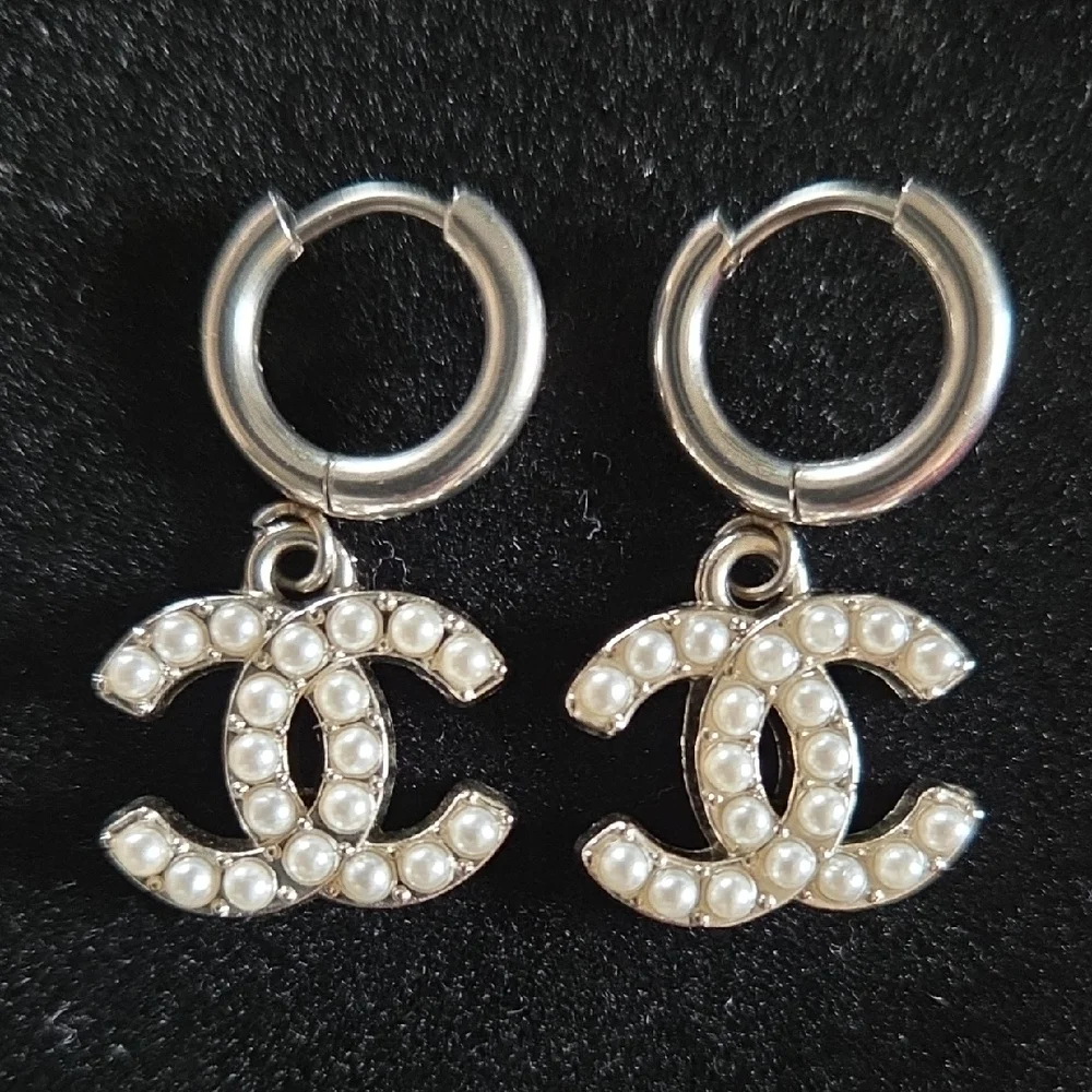TOKA B Silver Earrings with Pearl Accents - Picture 7 of 8
